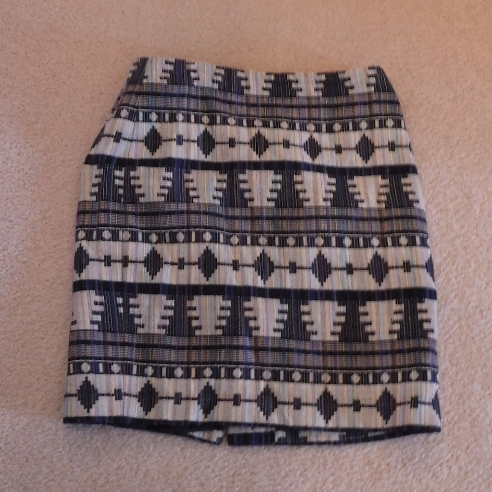 Ann Taylor Aztec Print Pencil Skirt